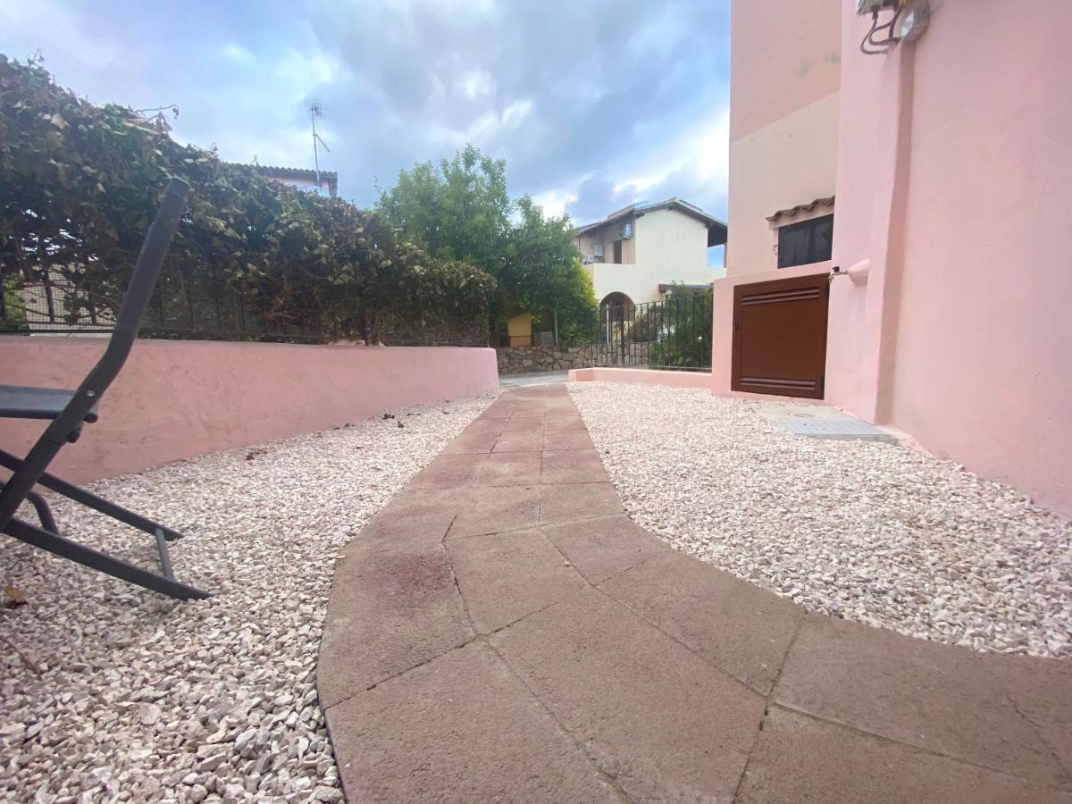 La Coccinella Al Mare Bed & Breakfast San Teodoro  Luaran gambar
