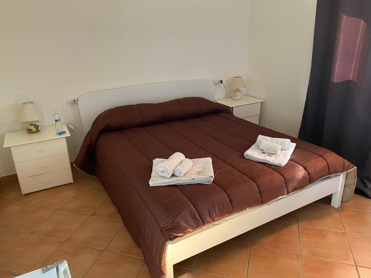 La Coccinella Al Mare Bed & Breakfast San Teodoro  Luaran gambar